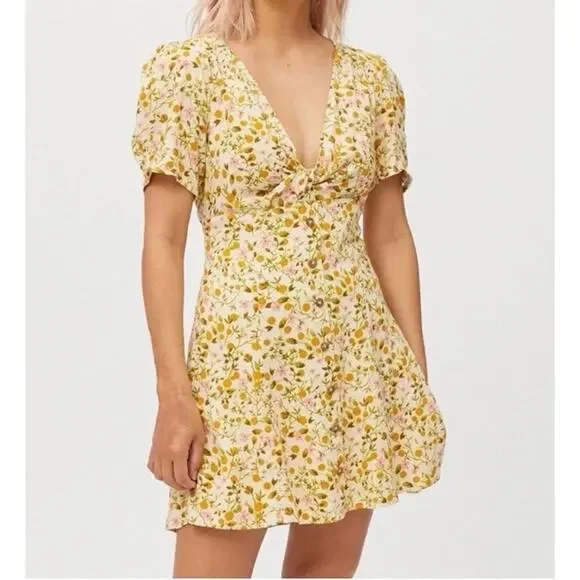 Urban Outfitters M Bloom Dainty Smocked‎ Minidress Sundress Feminine Low Cut - Picture 3 of 16